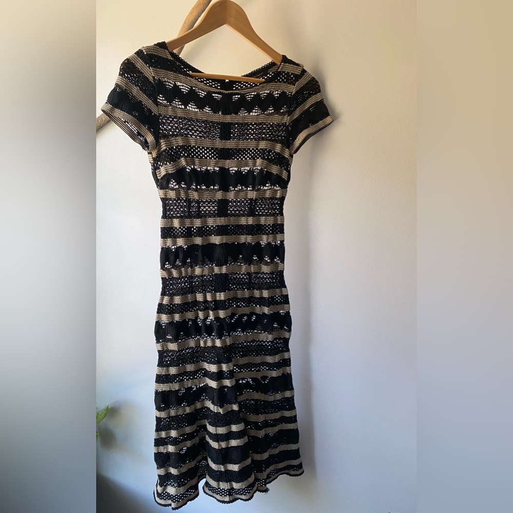 NANETTE LEPORE black and cream crochet sheath dress. Size 2.